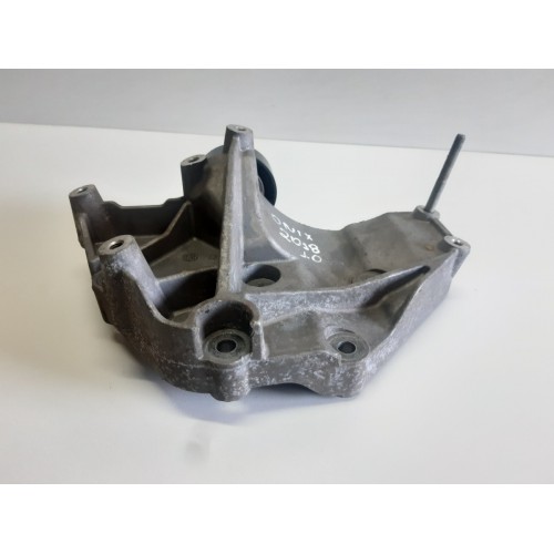 Suporte Compressor De Ar Onix Prisma 2014 Á 2018 - Original