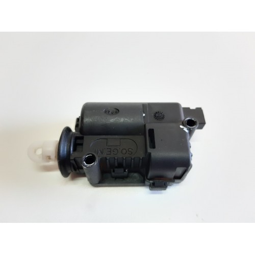 Motor Trava Elétrica Tampa Traseira Gm Onix 2014 - Original