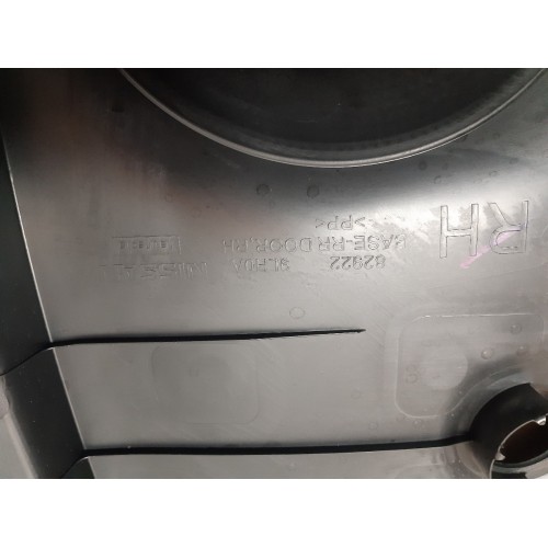 Forro De Porta Traseiro Direito Nissan March 2014 A 2019