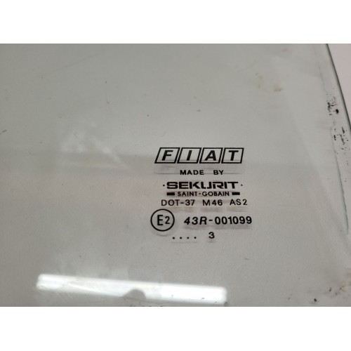 Vidro Fixo Traseiro Direito Fiat Uno 1992 Á 1998