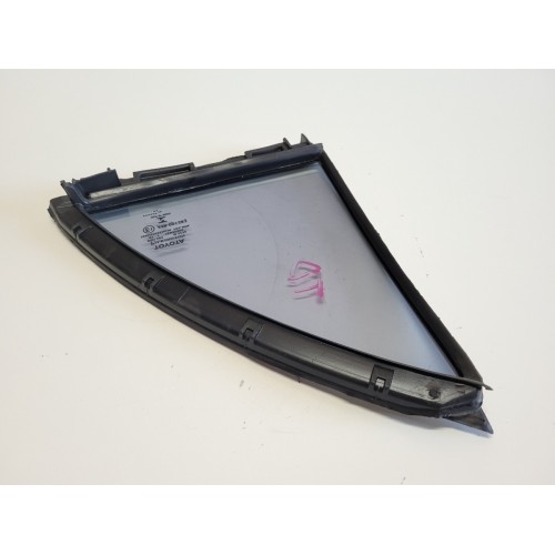 Vidro Fixo Da Porta Traseira Direita Toyota Corolla 2013