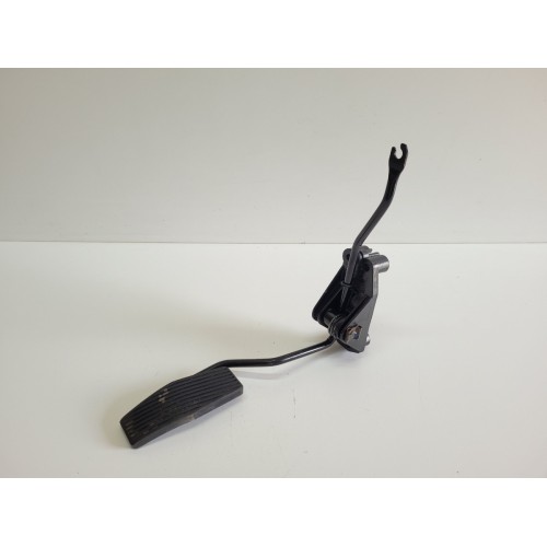 Pedal De Acelerador A Cabo Gm Zafira 2002 2003 2004 2005