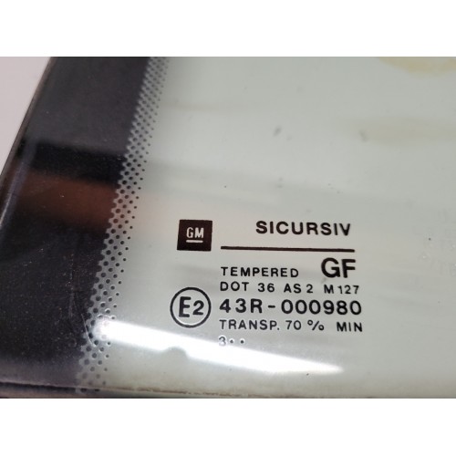 Vidro Fixo Porta Traseira Direita Gm Omega 1992 Á 1997