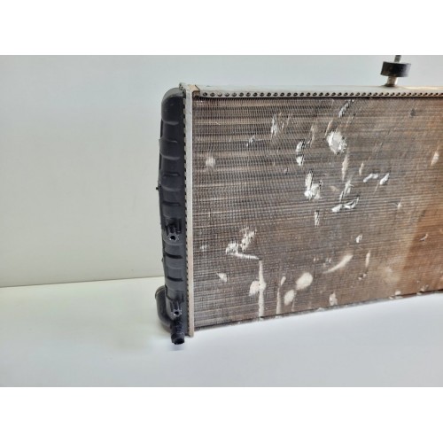 Radiador De Água Vw Gol Parati G3 G4 Ap S/ar