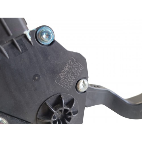 Pedal Do Acelerador Toyota Etios 1.5 2013 À 2016