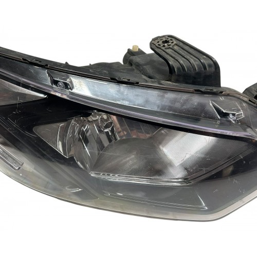 Farol Lado Direito Chevrolet Onix 2017 2018 2019