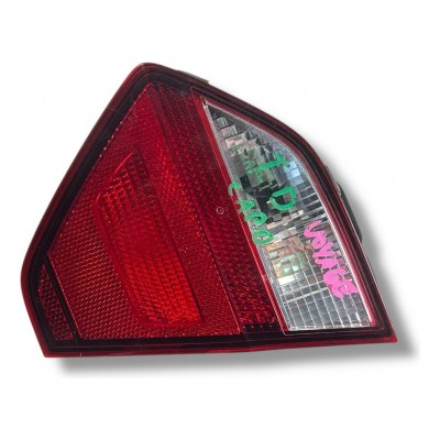 Lanterna Tampa Traseira Direita Vw Voyage G6 2013 2014 2015