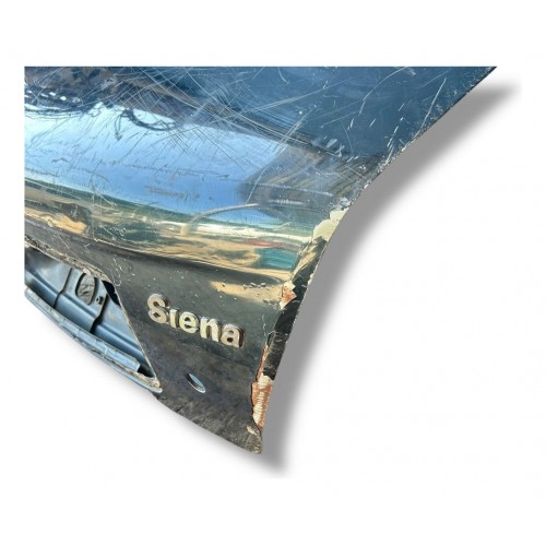 Tampa Traseira Fiat Siena 2001 2002 2003 Detalhe