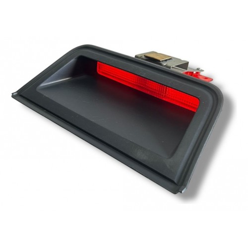 Break Light Luz De Freio Nissan Tiida Sedan 2009 2010 2011