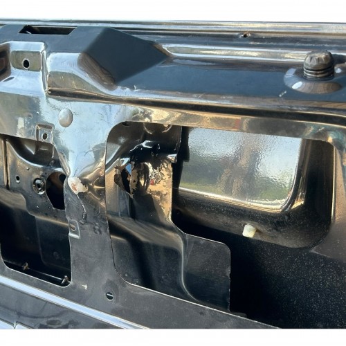 Tampa Traseira Bmw 323i 325i 1995 1996 Com Detalhe