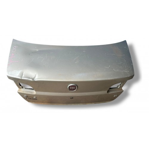 Tampa Traseira Fiat Siena 2008 2009 2010 Detalhe