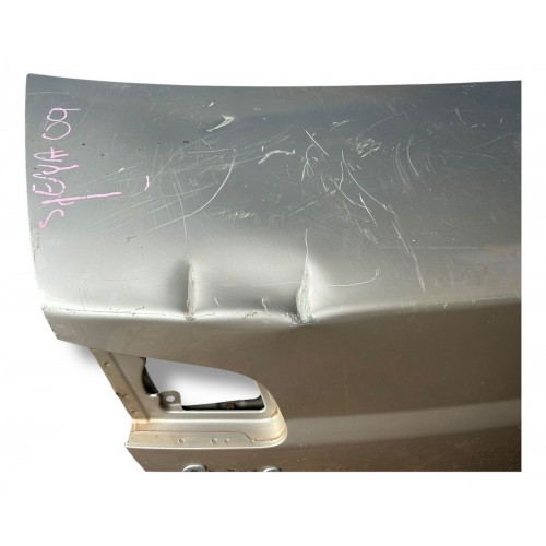 Tampa Traseira Fiat Siena 2008 2009 2010 Detalhe