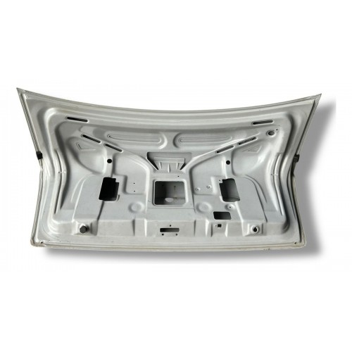 Tampa Traseira Chevrolet Astra Sedan 2000 2001 Detalhe