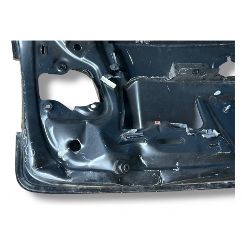 Tampa Traseira Vw Polo Sedan 2008 2009 2010 Detalhe
