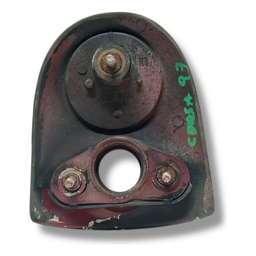 Moldura Botão Abertura Capô Traseiro Gm Corsa 1998 1999