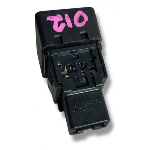 Botão Pisca Alerta Nissan Tiida 2010 2011 2012