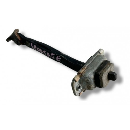 Limitador Porta Dianteira Esquerda Kia Sportage 2008 2009