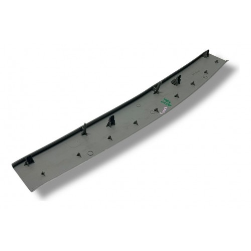Moldura Interna Central Superior Tampa Traseira Focus 2010