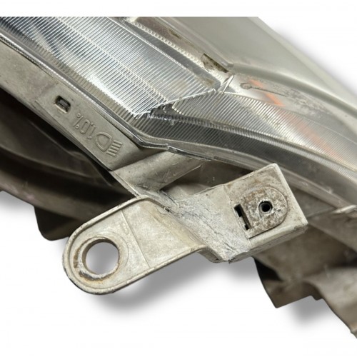 Farol Lado Esquerdo Toyota Hilux 2008 2009 2010