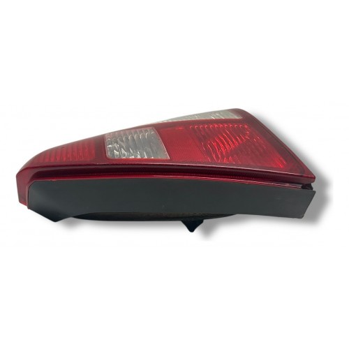 Lanterna Traseira Direita Renault Clio Sedan 2004 Á 2009