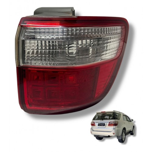 Lanterna Traseira Direita Toyota Hilux S...