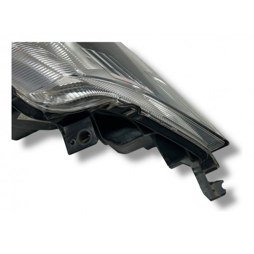 Farol Lado Esquerdo Toyota Etios 2013 2014 2015