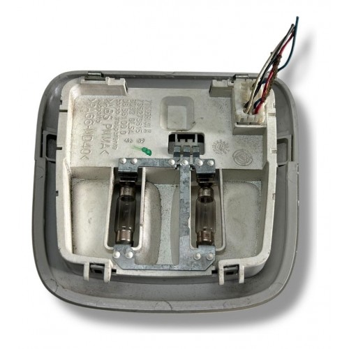 Luz De Teto Cortesia Central Fiat Stilo 2009 2010 2011