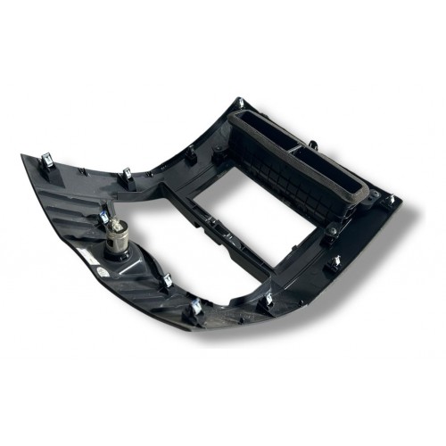 Moldura Central Painel Nissan Livina 2009 2010 2011