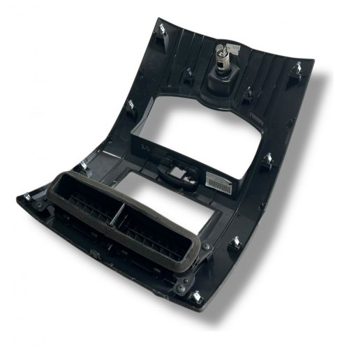 Moldura Central Painel Nissan Livina 2009 2010 2011