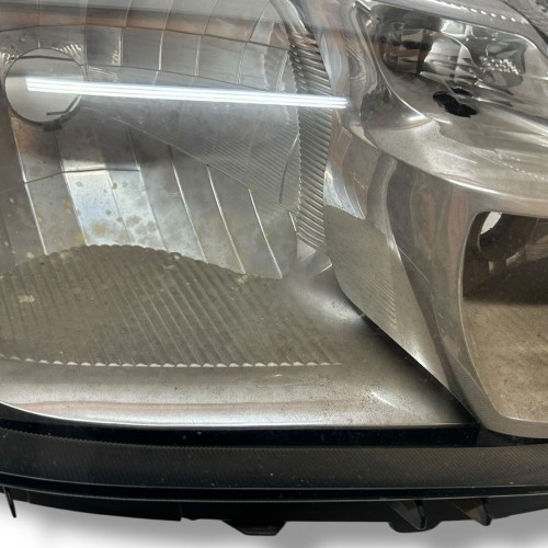 Farol Lado Direito Toyota Etios 2013 2014 2015