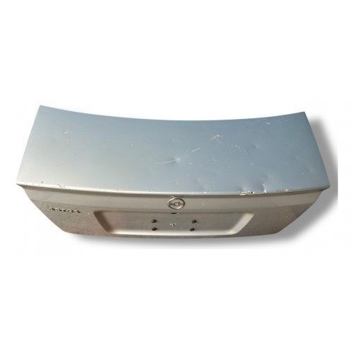Tampa Traseira Chevrolet Astra Sedan 2000 2001 Detalhe