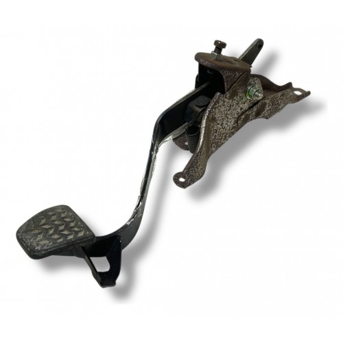 Pedal Embreagem Toyota Etios 2013 2014 2015 2016 Preto