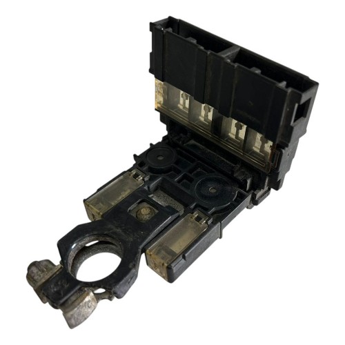 Terminal Positivo Bateria Nissan Versa March 1.0 3cc 2016