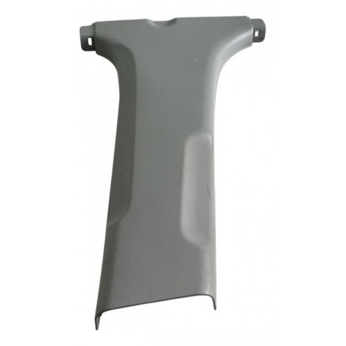 Moldura Inferior Coluna Central Direita Kia Cerato 2005 2006