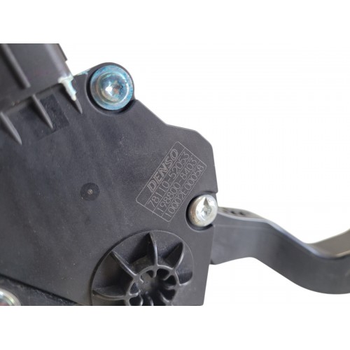 Pedal Do Acelerador Toyota Etios 1.5 2013 À 2016