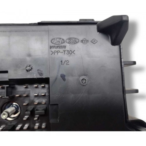 Caixa Fusível Hyundai I30 2.0 Automático 2009 2010