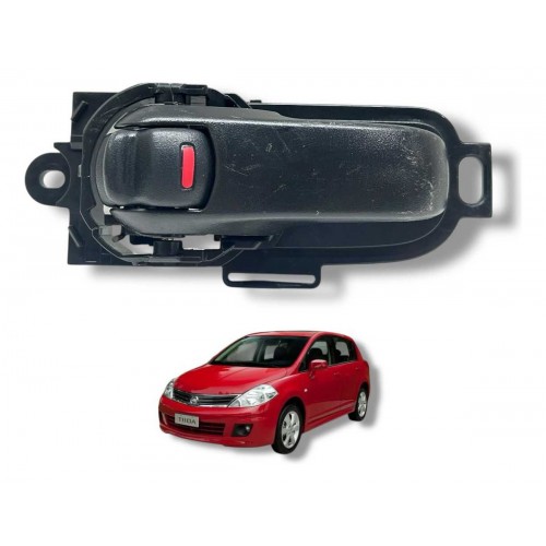 Maçaneta Interna Dianteira Esquerda Nis... Maçaneta Interna Dianteira Esquerda Nis...