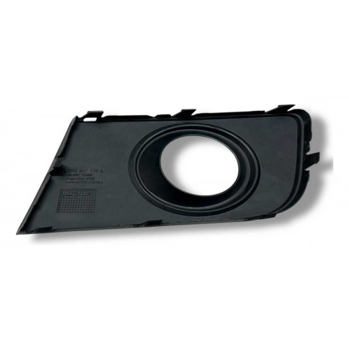 Moldura Farol De Milha Direito Vw Amarok 2013 2014 2015 2016 - Preto Moldura Farol De Milha Direito Vw Amarok 2013 2014 2015 2016 - Preto