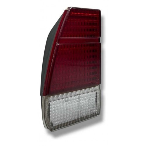 Lanterna Direita Tampa Traseira Ford Versailles 1995 Á 1999 - Direito/passageiro - Branco Lanterna Direita Tampa Traseira Ford Versailles 1995 Á 1999 - Direito/passageiro - Branco