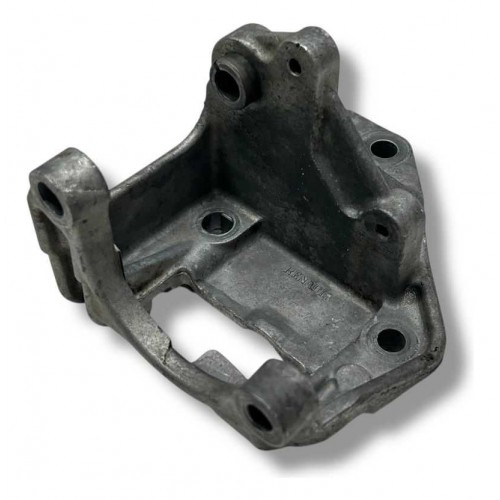 Suporte Bomba Direção Renault Clio 1.0 16v 2006 2007 2008 Suporte Bomba Direção Renault Clio 1.0 16v 2006 2007 2008